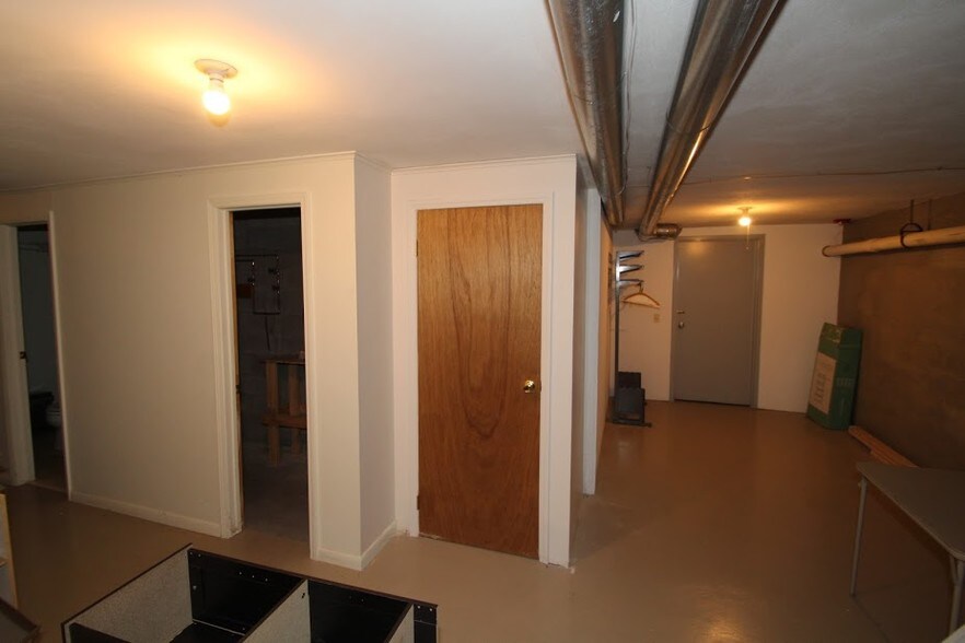 More Photos Of 2211 Lyell Ave, Rochester Medical For Lease