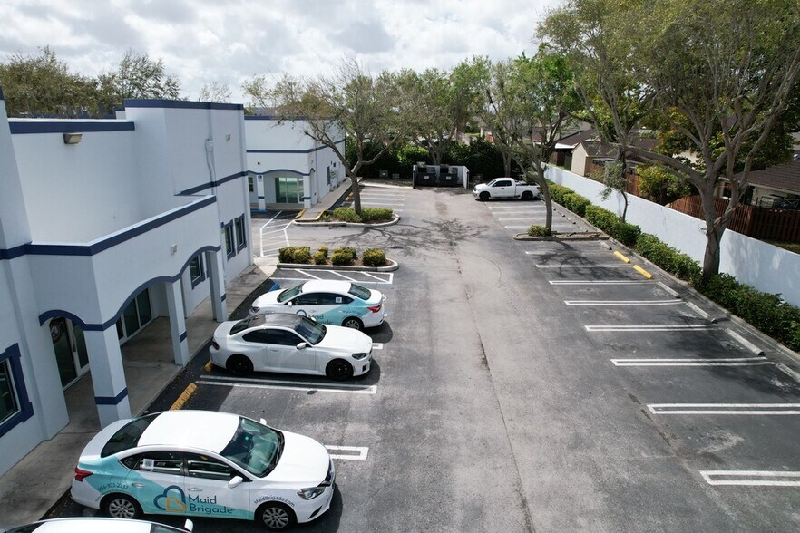 More Photos Of 5951 NW 173rd Dr, Miami Medical For Sale