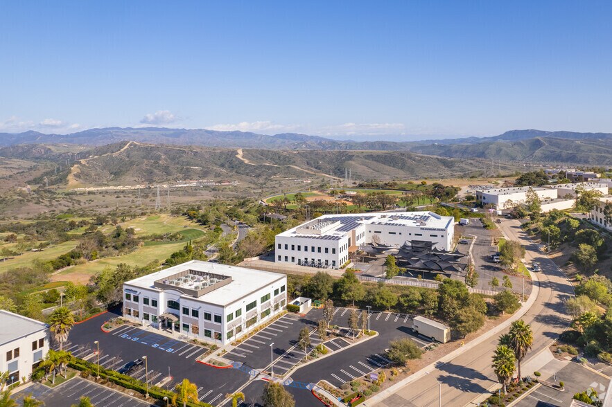 More Photos Of 209 Avenida Fabricante, San Clemente Office For Lease