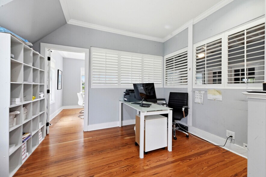 More Photos Of , Delray Beach Office For Sale