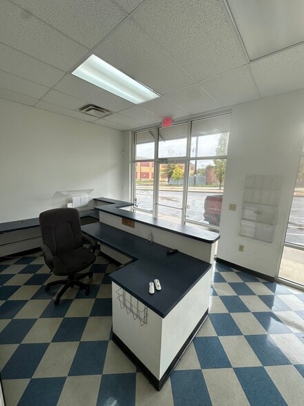 More Photos Of 493 N Front St, Memphis Office For Lease