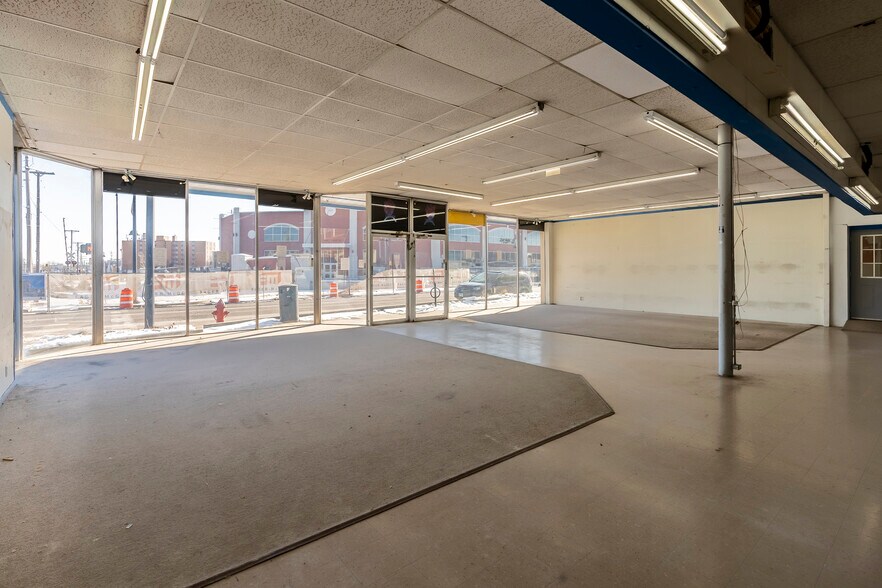 More Photos Of 300 S Illinois Ave, Carbondale Storefront Retail Office For Sale