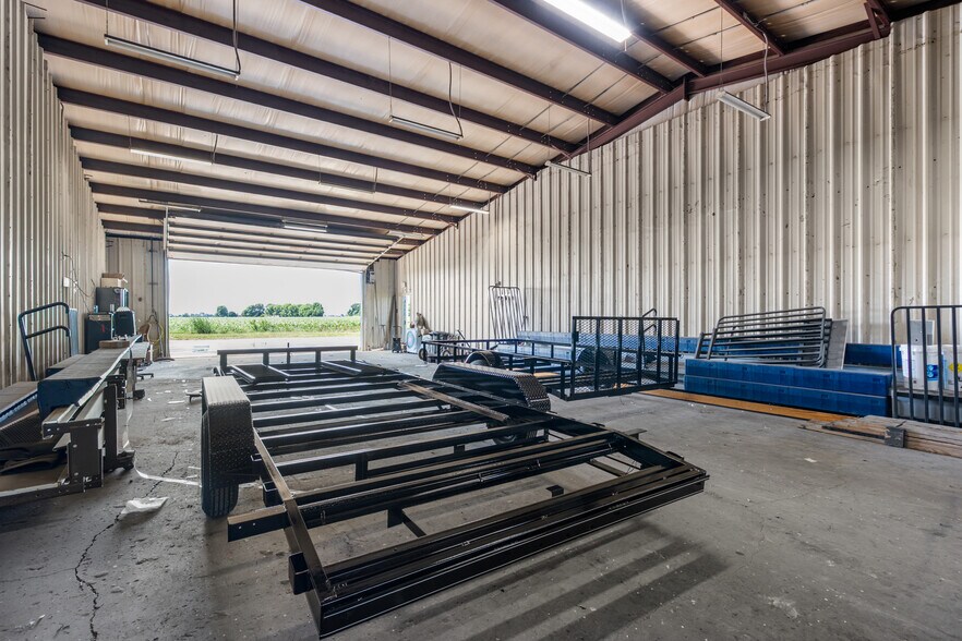More Photos Of 2946 State Highway V, Matthews Warehouse For Sale