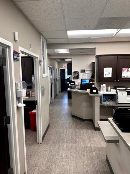 More Photos Of 101-201 Centennial St, La Plata Medical For Sale