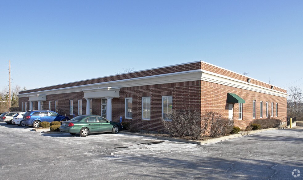 Primary Photo Of 830-850 Horan Dr, Fenton Medical For Lease