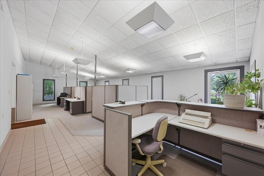 More Photos Of 17 Halls Mill Rd, Preston Manufacturing For Sale