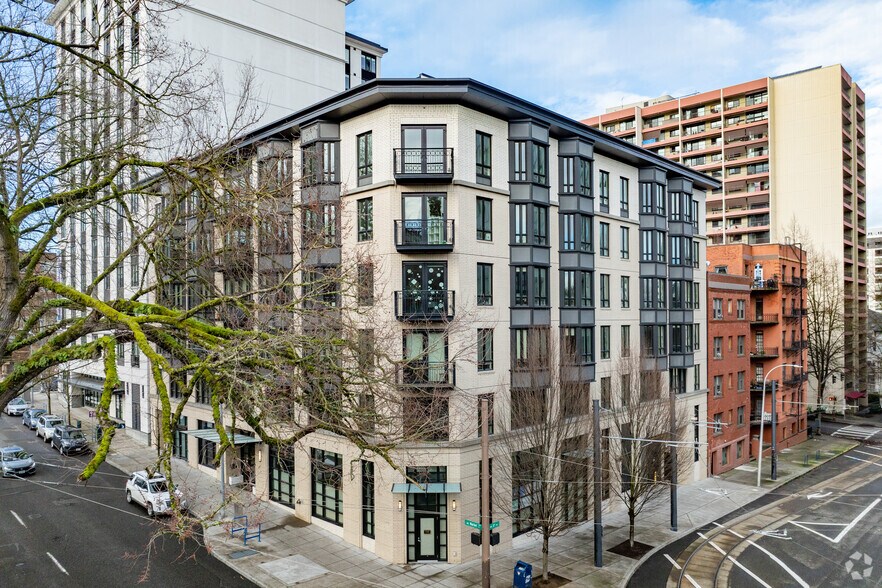 Primary Photo Of 1115 SW Market St, Portland Apartments For Sale