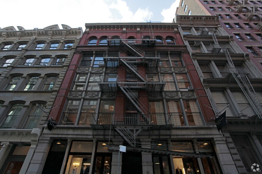 More Photos Of 117-119 Mercer St, New York Apartments For Lease