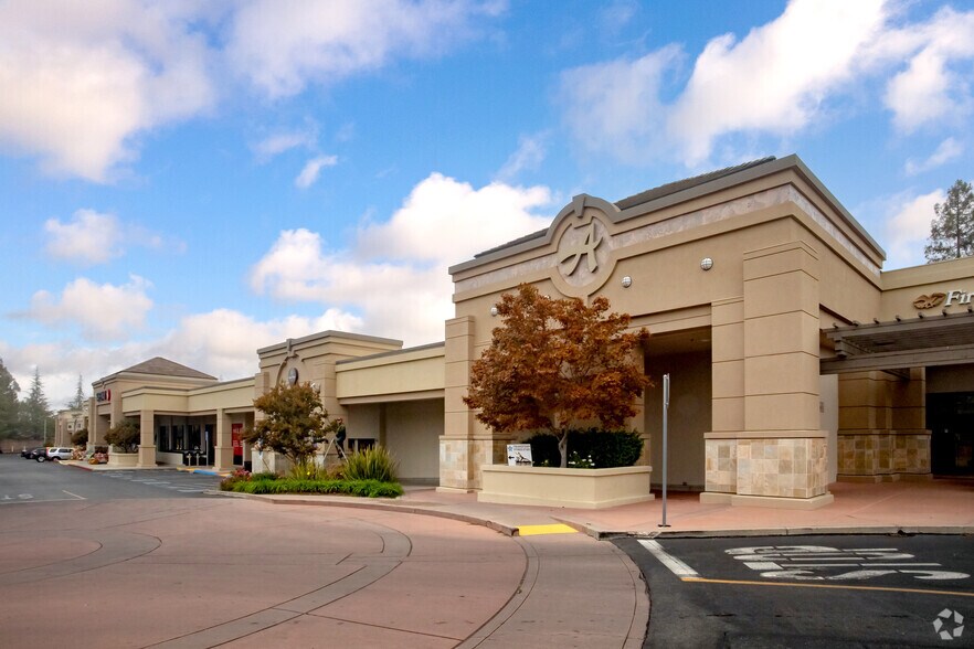 More Photos Of 12850-12960 Saratoga Sunnyvale Rd, Saratoga General Retail For Lease
