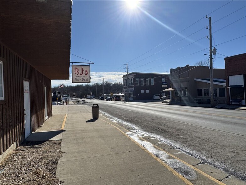 More Photos Of 205 N Macon St, Bevier Restaurant For Sale