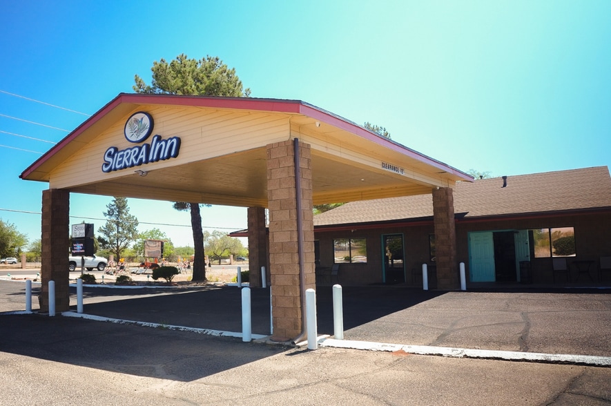 Primary Photo Of 3460 E Fry Blvd, Sierra Vista Hotel For Sale