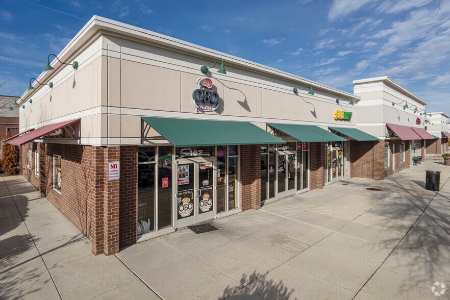 More Photos Of 110-195 Village Dr, Waldorf Unknown For Lease