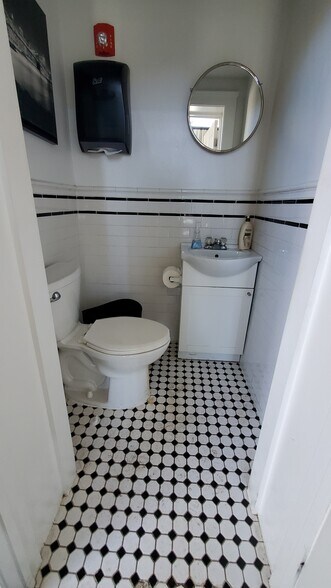 More Photos Of 2420 Rt 52, Pine Bush Light Distribution For Sale