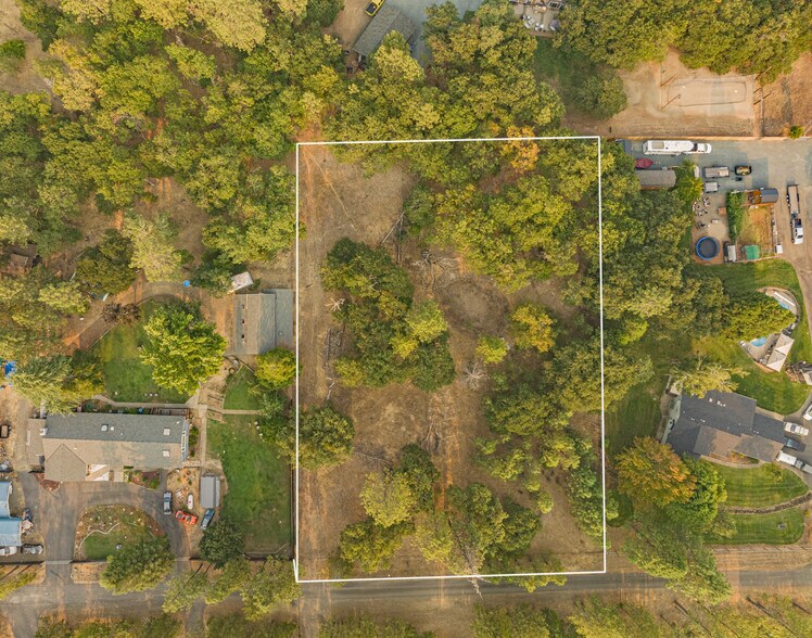 More Photos Of 323 Eric way, Grants Pass Land For Sale