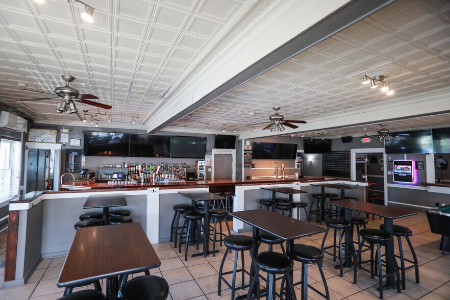 More Photos Of 501 Broad St, Emmaus Storefront Retail Residential For Sale