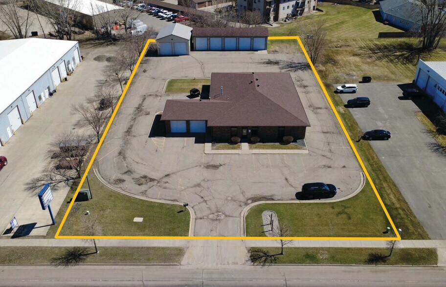 More Photos Of 3148 Fiechtner Dr S, Fargo Office For Sale