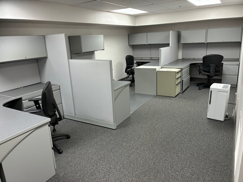 More Photos Of 69 Park St, Andover Medical For Lease