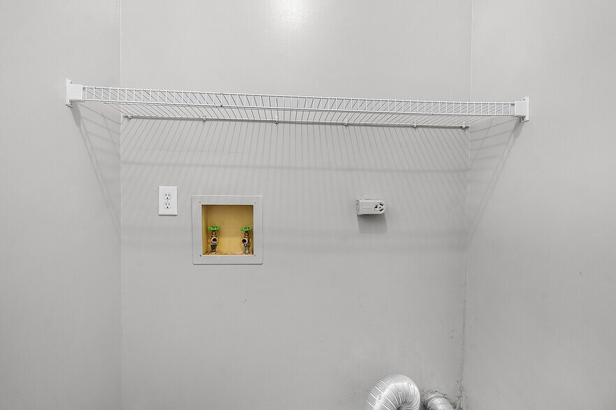 More Photos Of 301 E Henry St, Savannah Multifamily For Sale