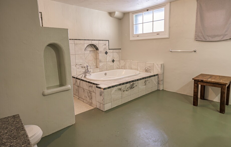 More Photos Of 310 E 2nd St, Trinidad Hospitality For Sale