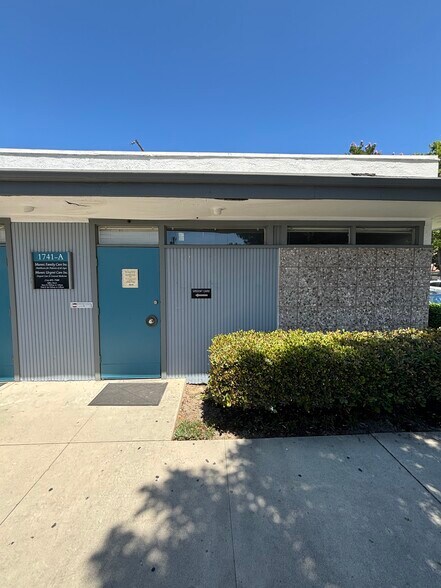 More Photos Of 1741 W Romneya Dr, Anaheim Medical For Lease