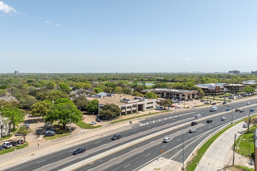 More Photos Of 17440 N Dallas Pky, Dallas Office For Sale