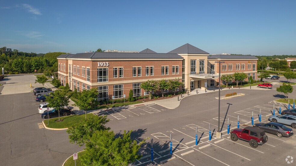 More Photos Of 1933 Edwin Dr, Chesapeake Medical For Lease