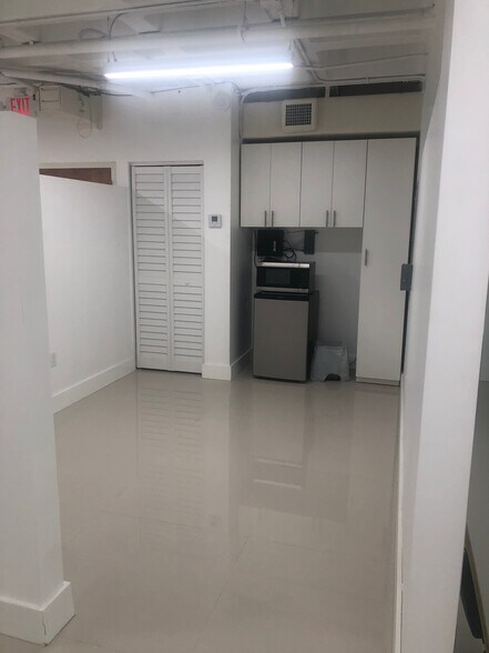More Photos Of 4300 Biscayne Blvd, Miami Office Residential For Sale
