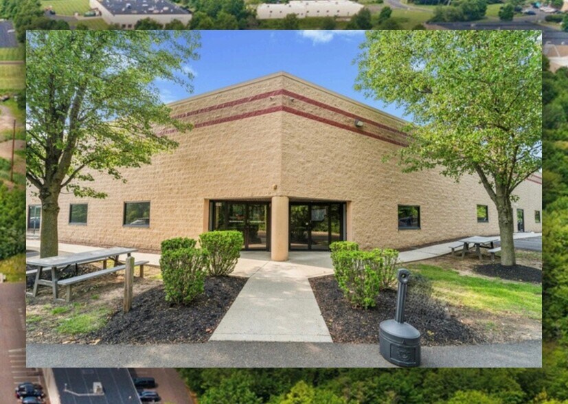 More Photos Of 301-315 Camars Dr, Warminster Township Light Manufacturing For Sale