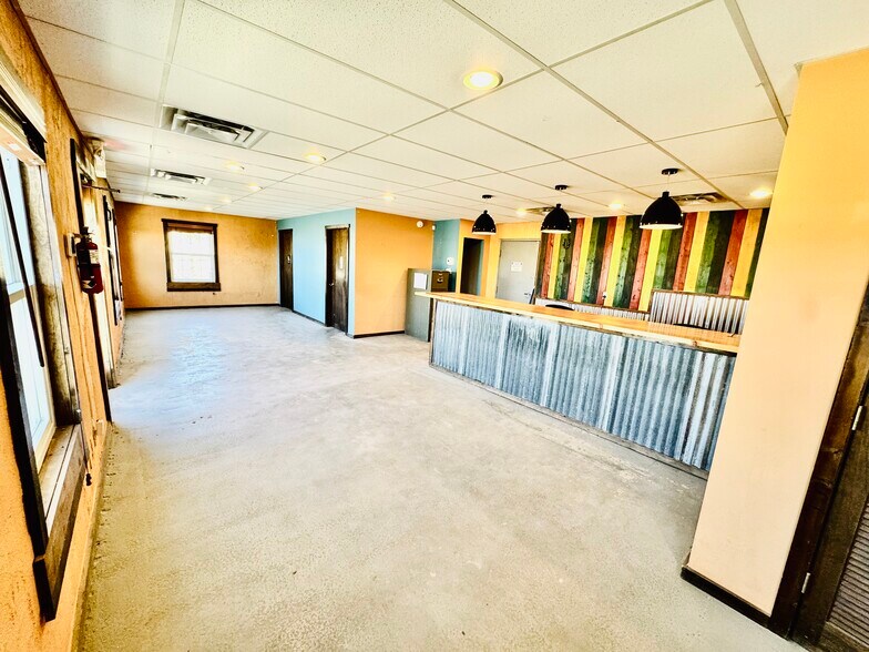 More Photos Of 36730 Democracy Dr, Trinidad Warehouse For Lease