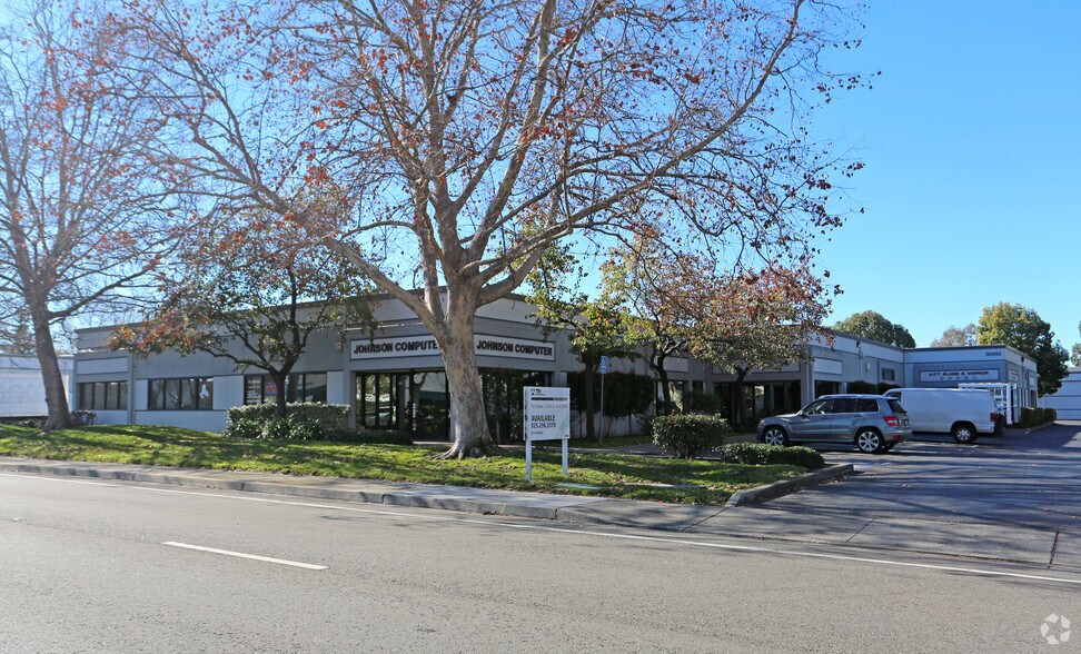 More Photos Of 30993 Huntwood Ave, Hayward Warehouse For Lease