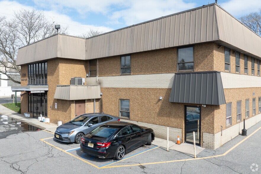 More Photos Of 420 Grand Ave, Englewood Office For Sale