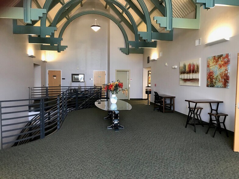 More Photos Of 3544 E 17th St, Ammon General Retail For Lease