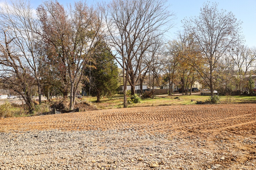 More Photos Of 0 E. 39th Street & 3903 Calhoun Street, Chattanooga Land For Sale