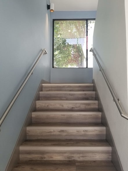 More Photos Of 1220 Hemlock Way, Santa Ana Medical For Lease