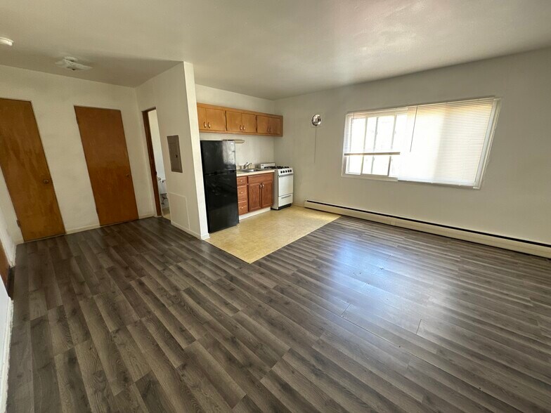 More Photos Of 6166 S Packard Ave, Cudahy Apartments For Sale