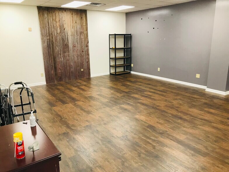 More Photos Of 2100 Broadway, Anderson Storefront For Sale