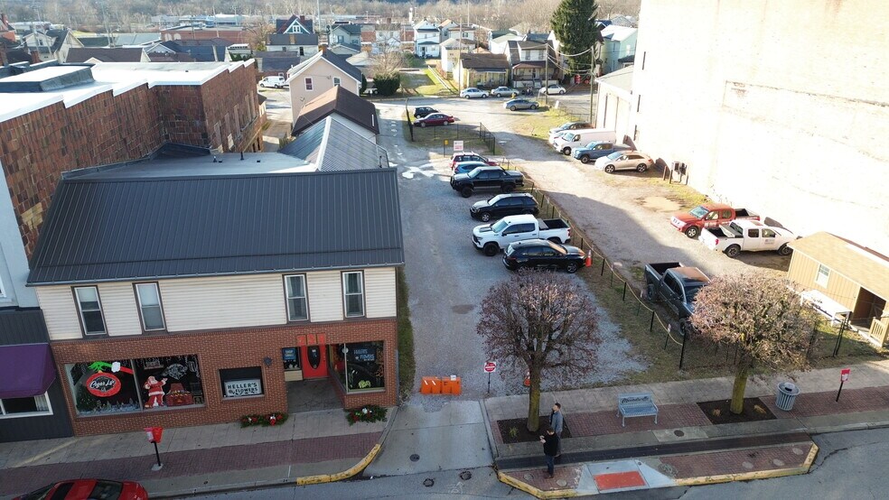 More Photos Of 259 Jefferson Ave, Moundsville Storefront Retail Residential For Sale