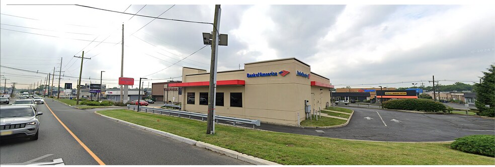 More Photos Of 2500 Route 22, Union Township Bank For Lease