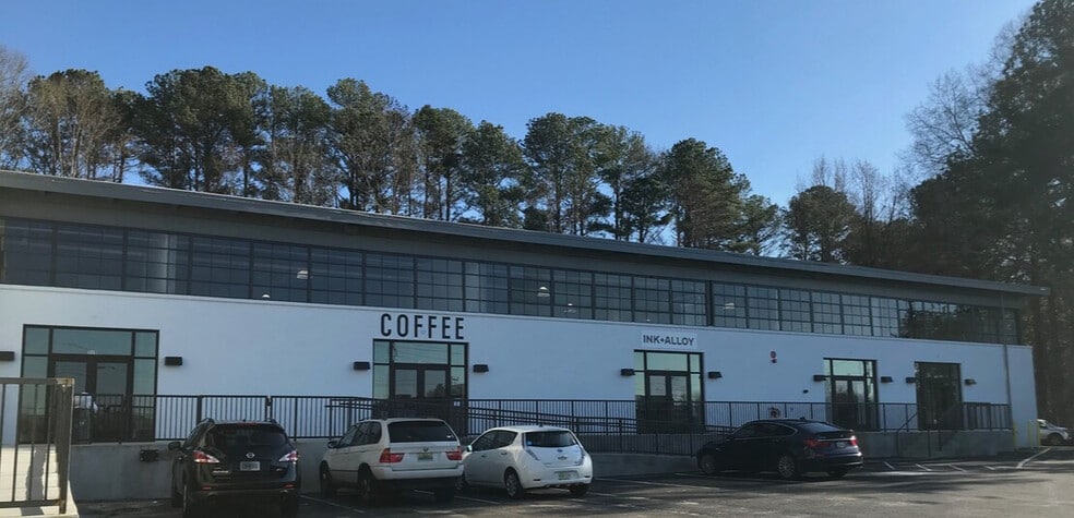 Primary Photo Of 2969 E Ponce De Leon Ave, Decatur Showroom For Lease