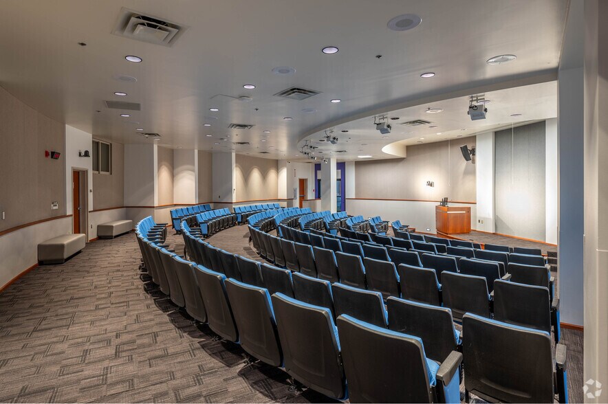 More Photos Of 11100 USA Pky, Fishers Office For Lease