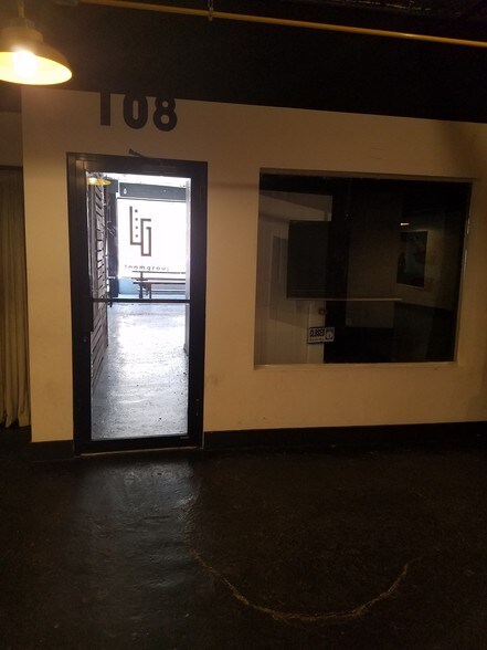 More Photos Of 119 Knickerbocker Ave, Brooklyn Apartments For Lease