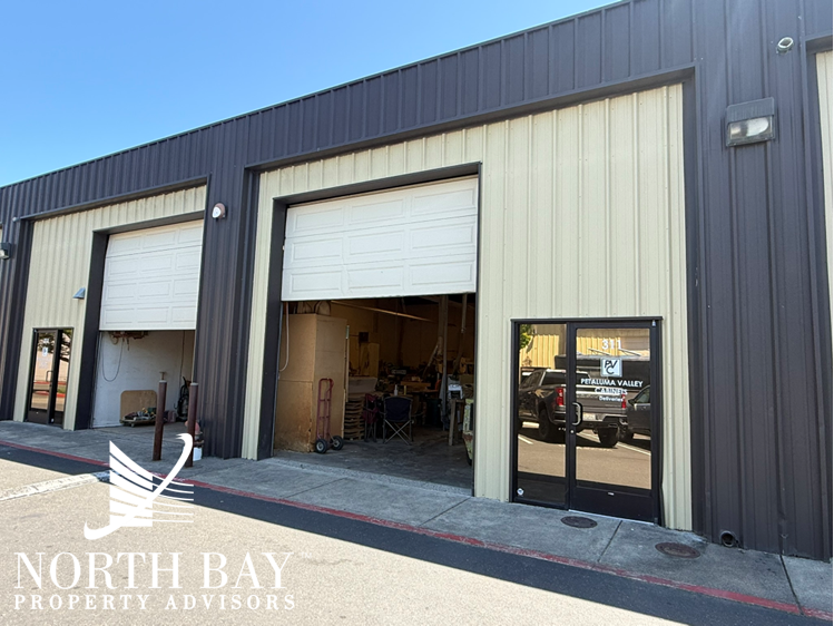 More Photos Of 305-329 W 9th St, Santa Rosa Warehouse For Sale