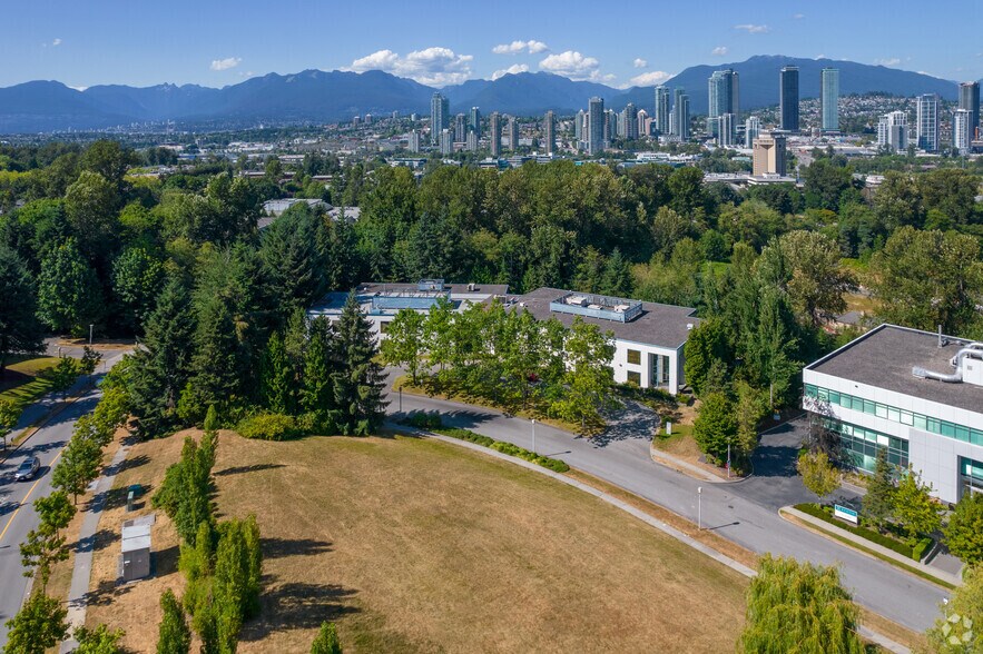 More Photos Of 3600-3602 Gilmore Way, Burnaby Research And Development For Lease