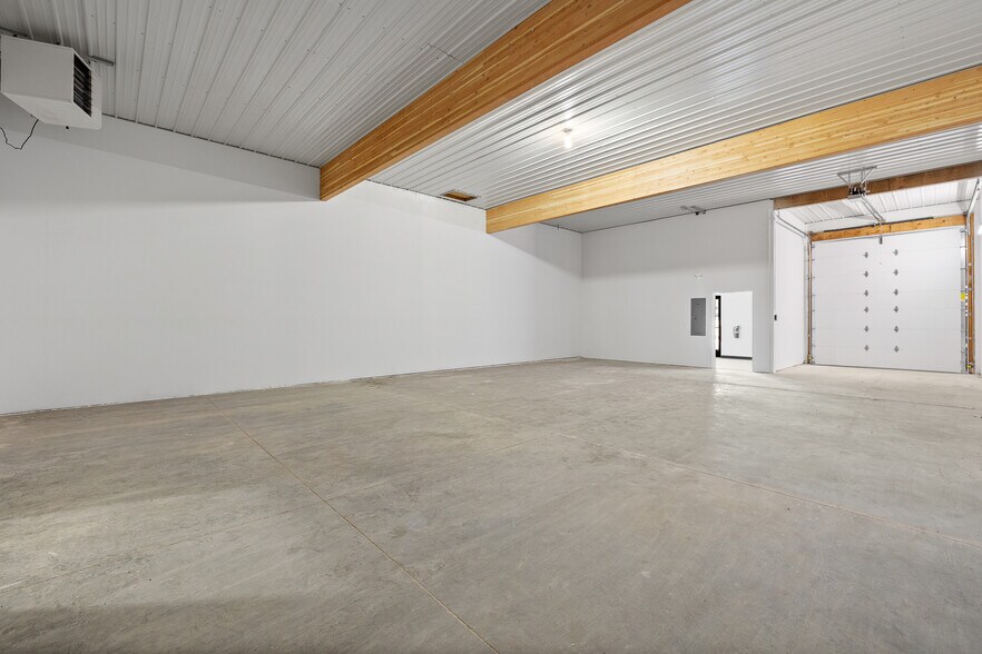 More Photos Of 320 S 26th St, Spearfish Storefront Retail Office For Sale