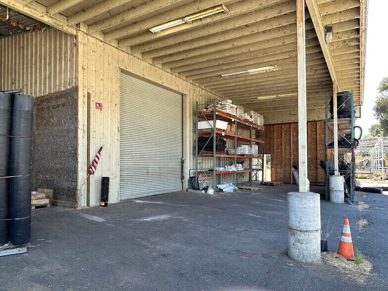 More Photos Of 126 Dinsmore Dr, Fortuna Freestanding For Lease