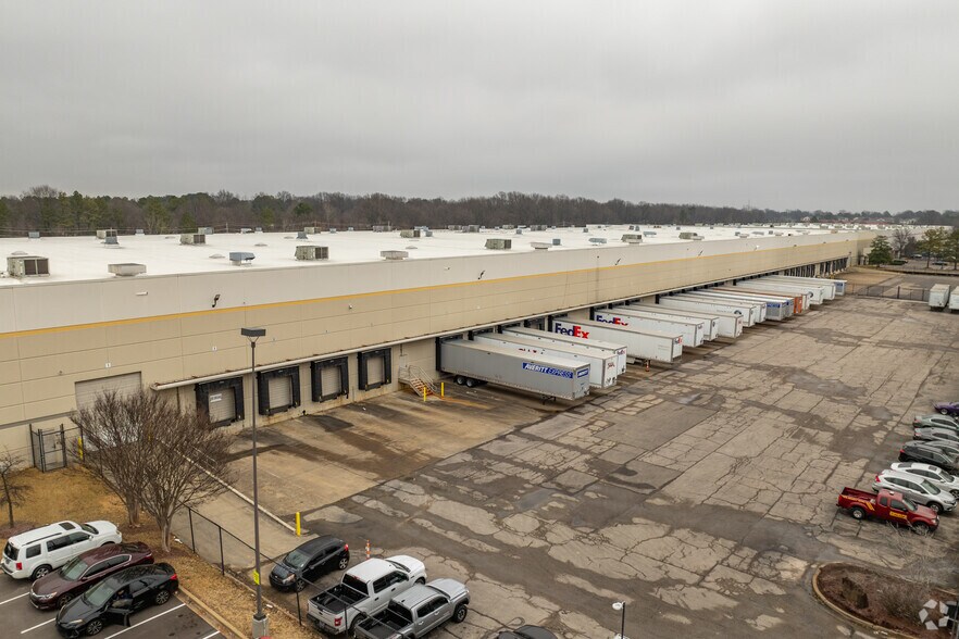 More Photos Of 5750 Challenge Dr, Memphis Warehouse For Lease