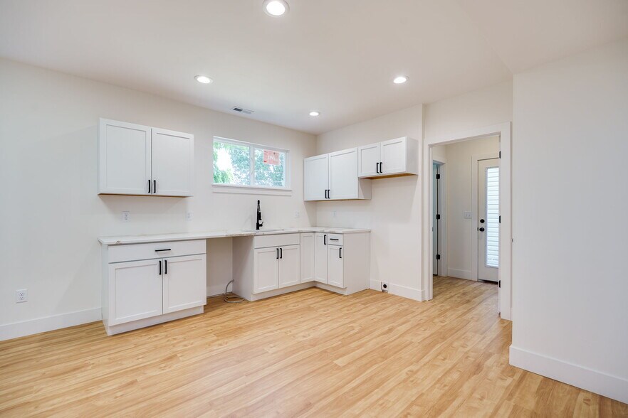 More Photos Of , Dayton Unknown For Sale