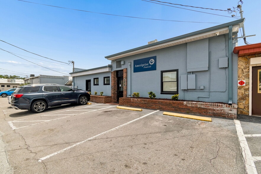 More Photos Of 5701 Main St, New Port Richey Medical For Sale