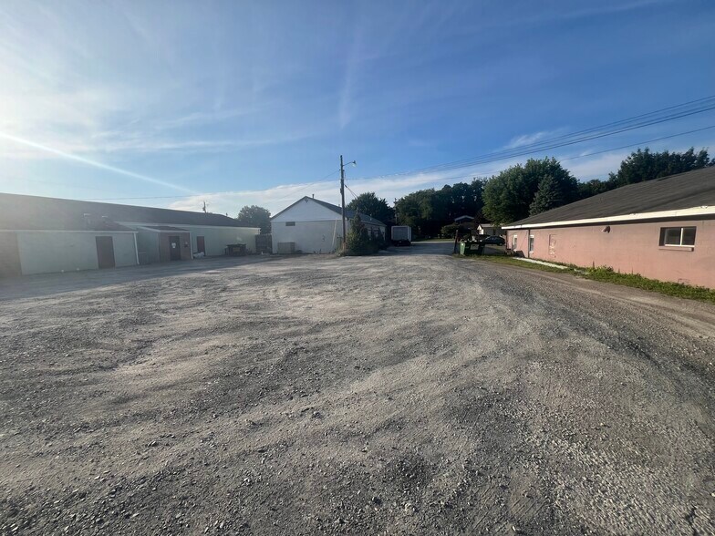 More Photos Of 1205 Spring St, Latrobe Unknown For Lease