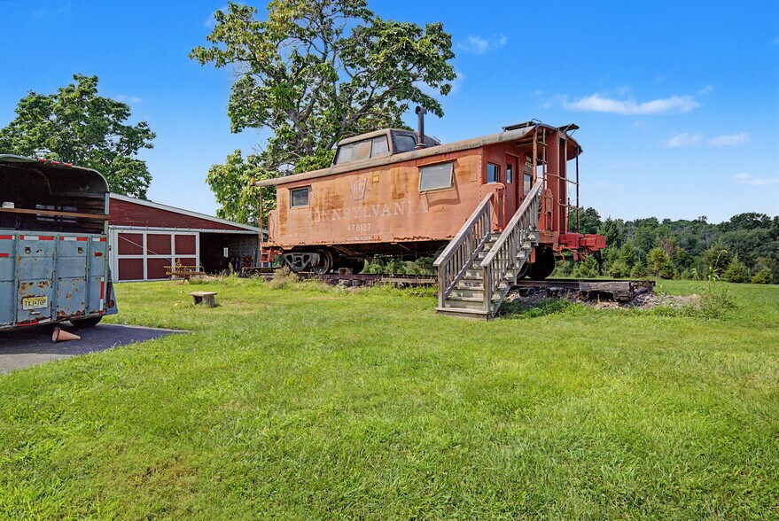 More Photos Of 21 Frontage Rd, Blairstown Specialty For Sale